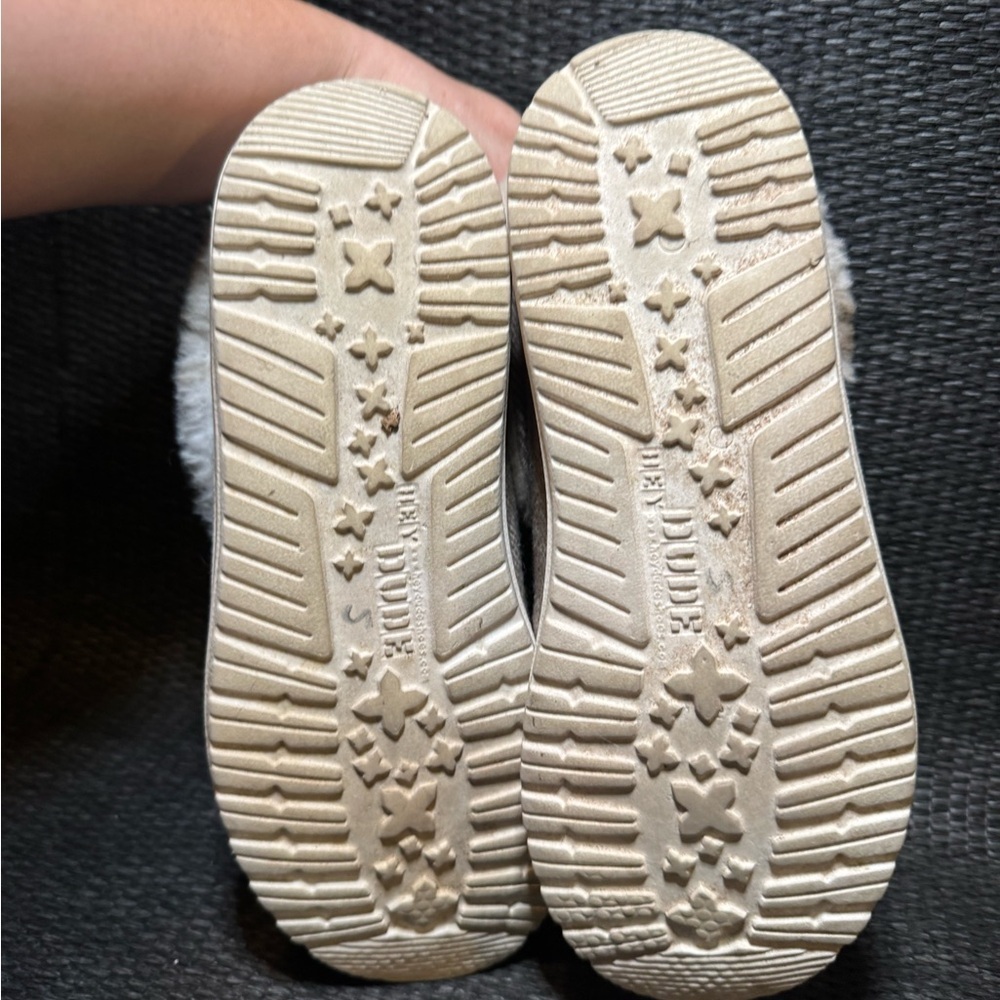 Hey Dudes Tan Fur-Lined Women's Shoes - Picture 4 of 7